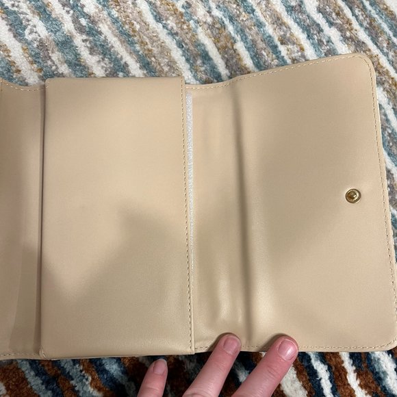 Marc New York Andrew Marc Snake Print White and Gold Crossbody - Picture 8 of 9